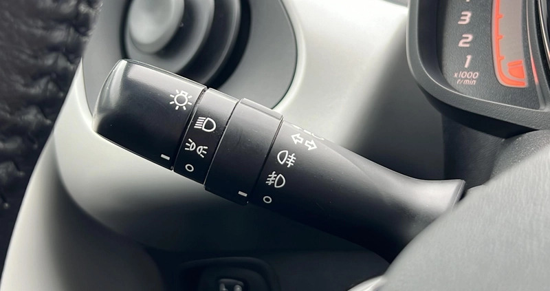Toyota Aygo cena 41900 przebieg: 13128, rok produkcji 2017 z Pilica małe 379